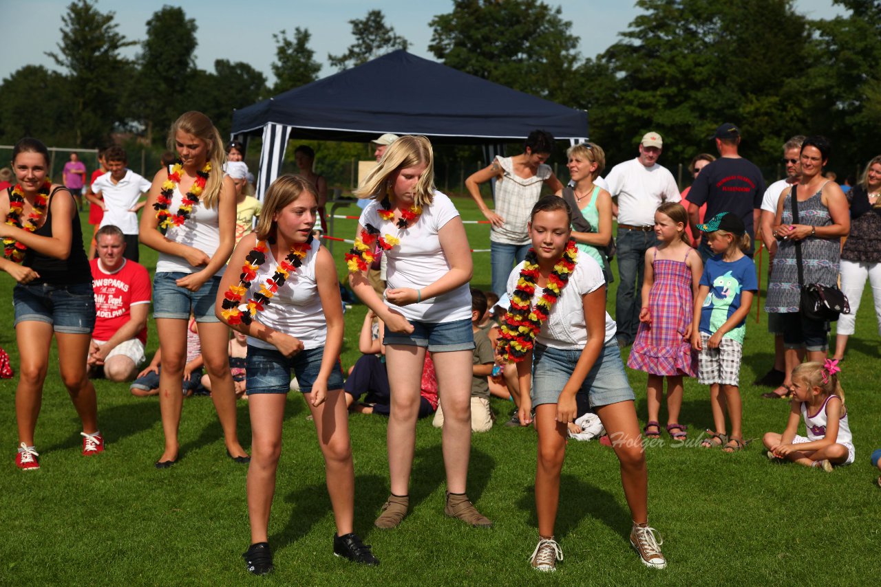 Bild 326 - Vogelschiessen am 18.8.12